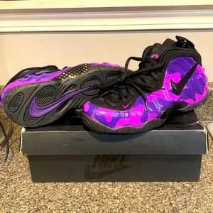 Nike foamposite (NEW)